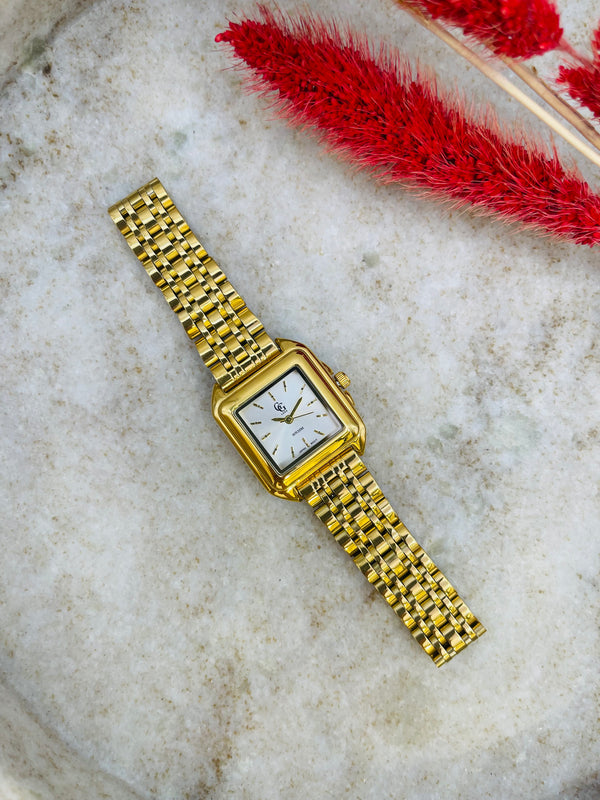 Athéna Doré – Cadran Blanc, Bracelet Acier Doré